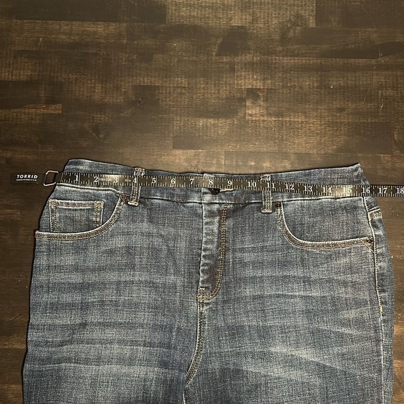 Chicos So Slimming Girlfriend Slim Leg Ankle Beaded Leg Size 8R - Picture 5 of 7